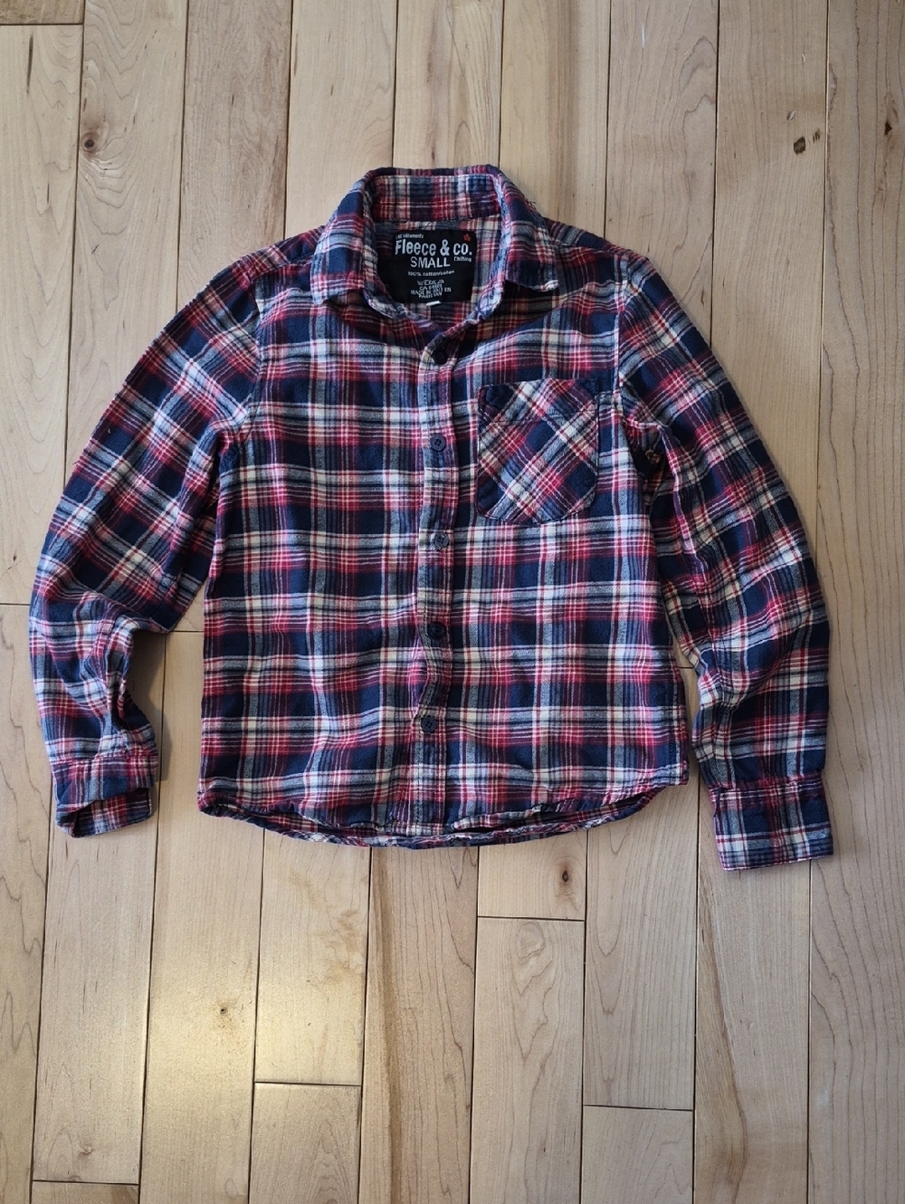 Boys Size 6 Fleece & Co. Red Navy Plaid Button-Up Shirt